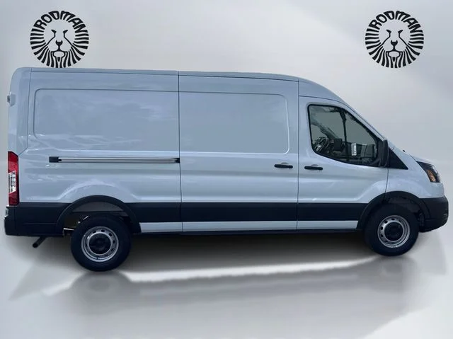 New 2026 Oxford White Ford Cargo Van image 4