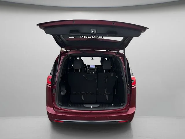 2023 Chrysler Pacifica Touring L - Photo 6