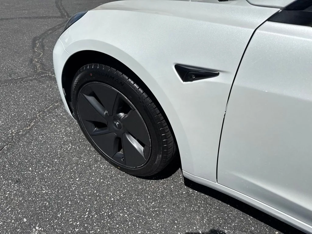 Used 2023 White Tesla Base image 8