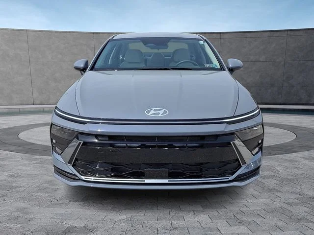 New 2026 Blue Hyundai SE image 2
