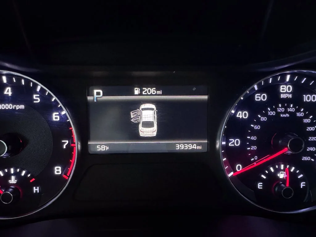 2024 Kia Forte LXS - Photo 16