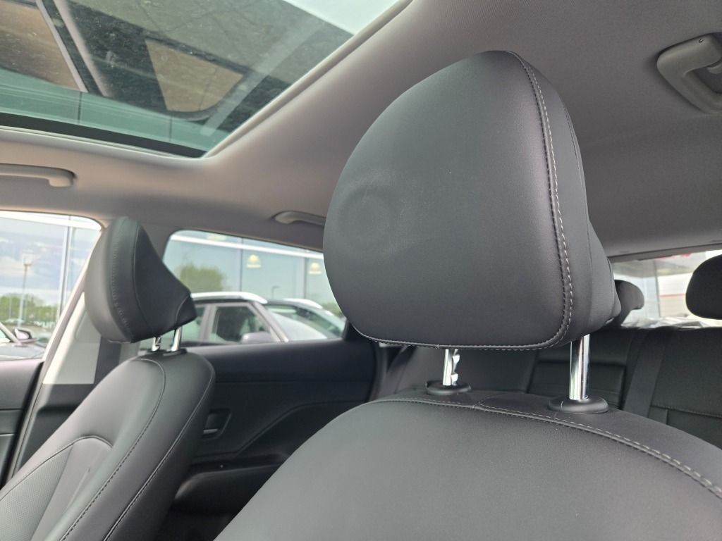 Used 2026 Cyber Gray Metallic Hyundai Limited image 24