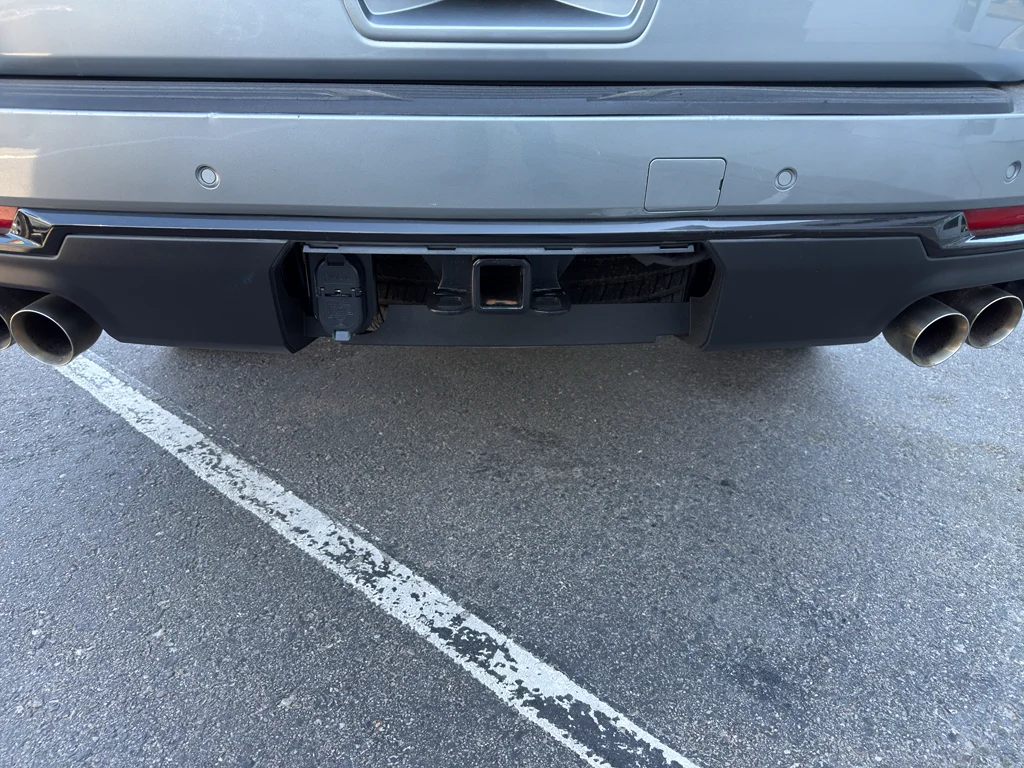 Used 2025 Gray Chevrolet Z71 image 36