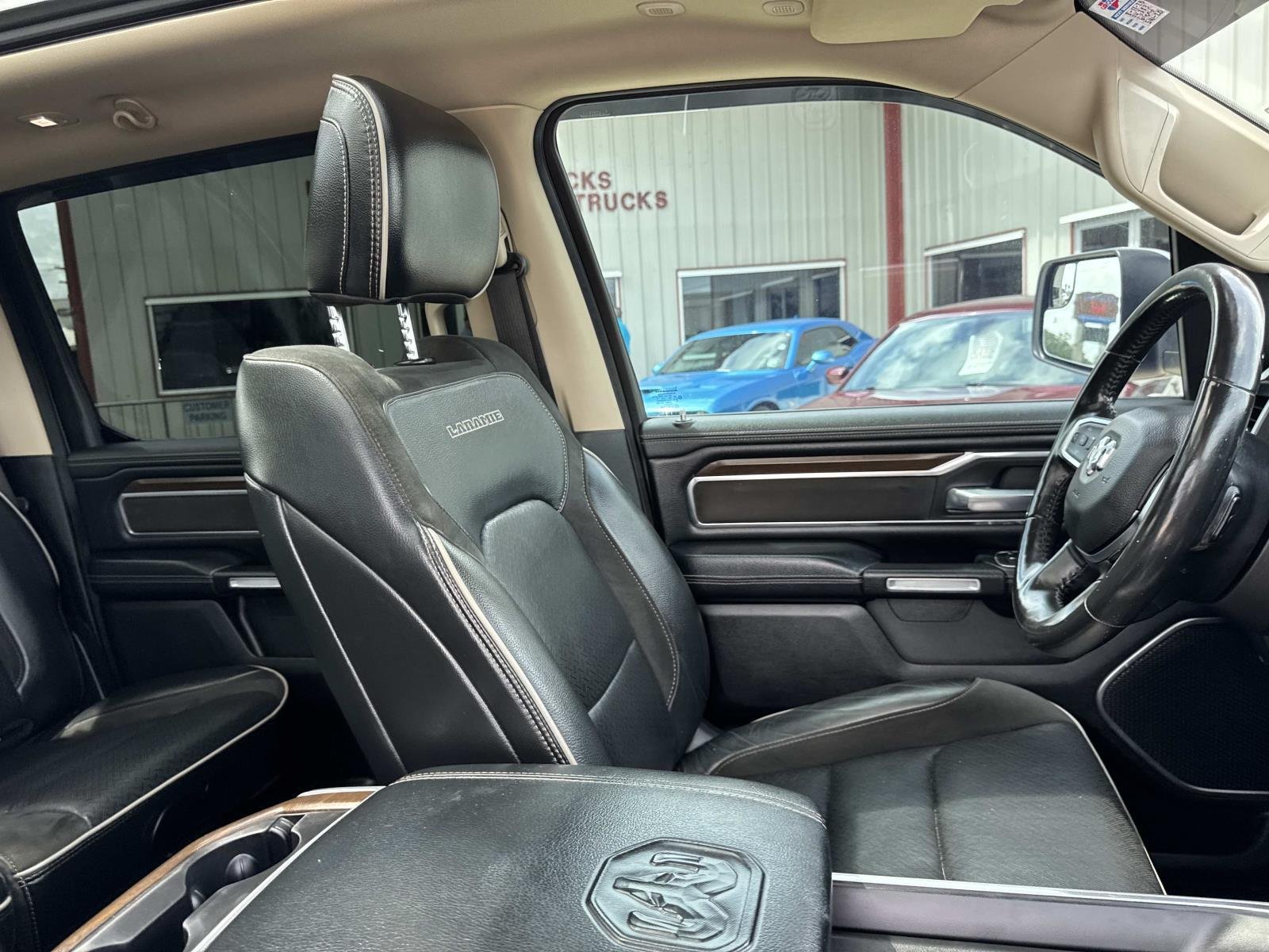 Used 2021 Billet Silver Metallic Clearcoat Ram Laramie image 11