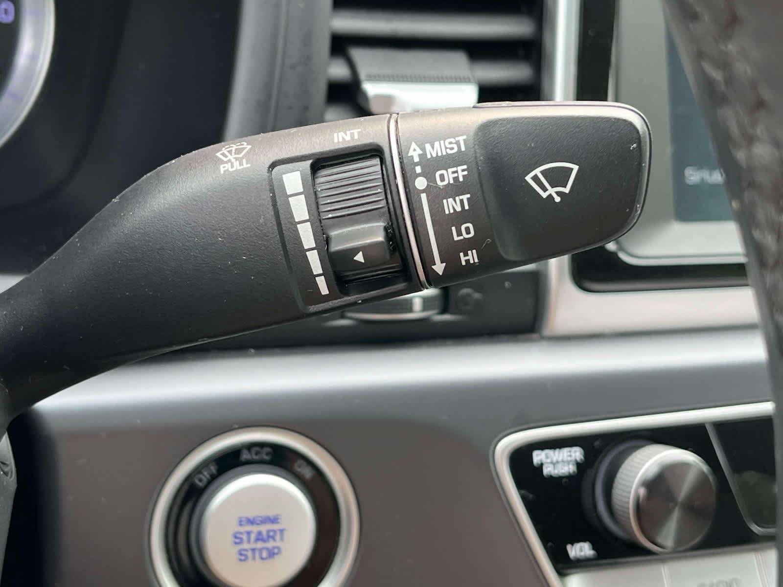 Used 2018 Lakeside Blue Hyundai SEL image 33