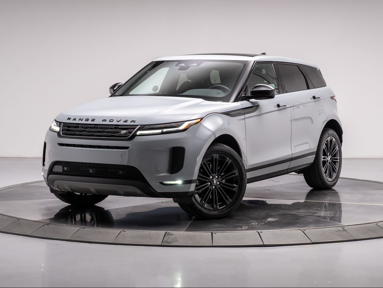 2026 Land Rover Range Rover Evoque
