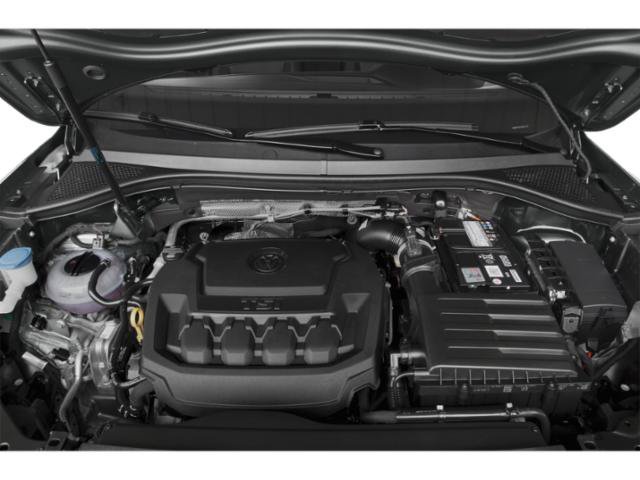 Used 2018 Pure White Volkswagen SE image 16