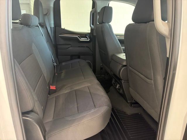 2023 Chevrolet Silverado 1500 LT - Photo 10