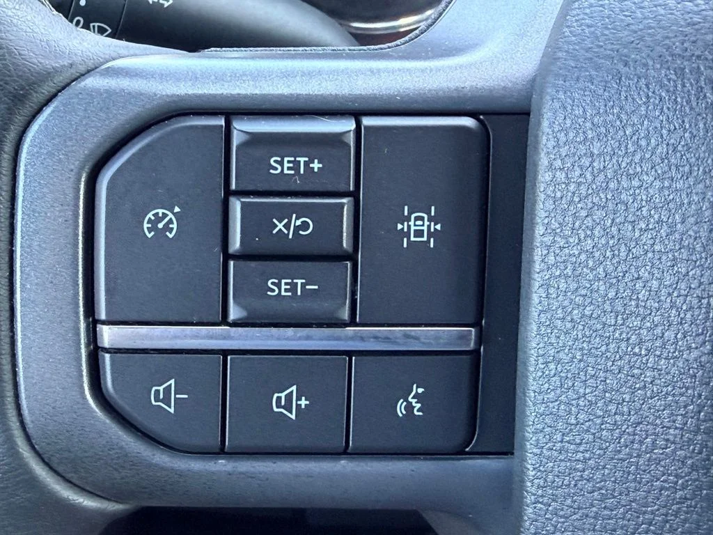 Used 2023 White Ford XLT image 29