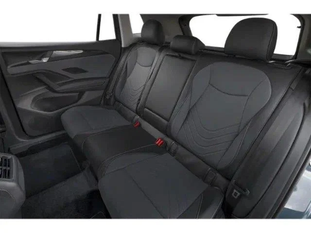New 2026 Platinum Gray Metallic Volkswagen SE image 10