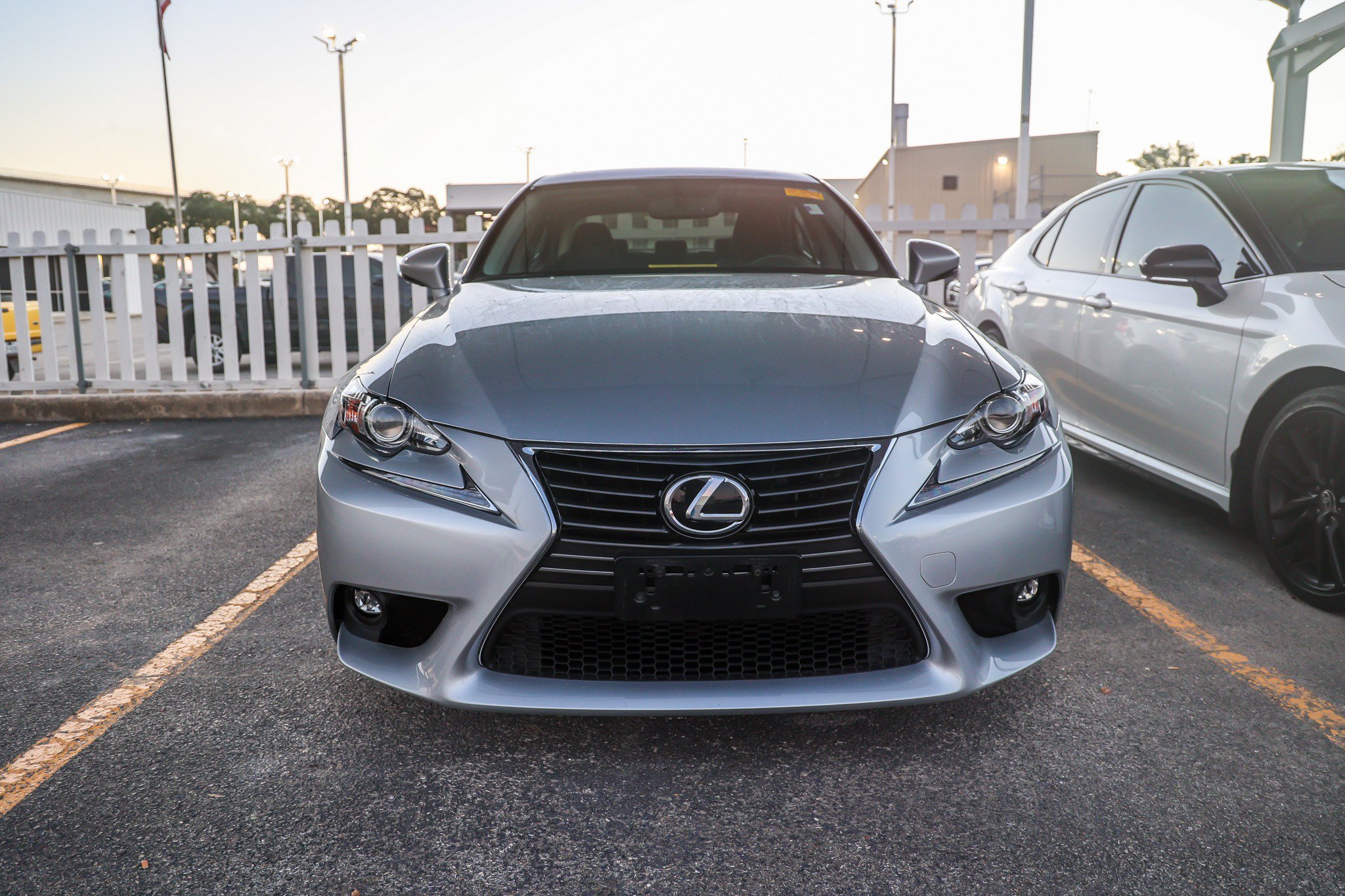 Used 2015 SILVER LINING MET Lexus  image 3