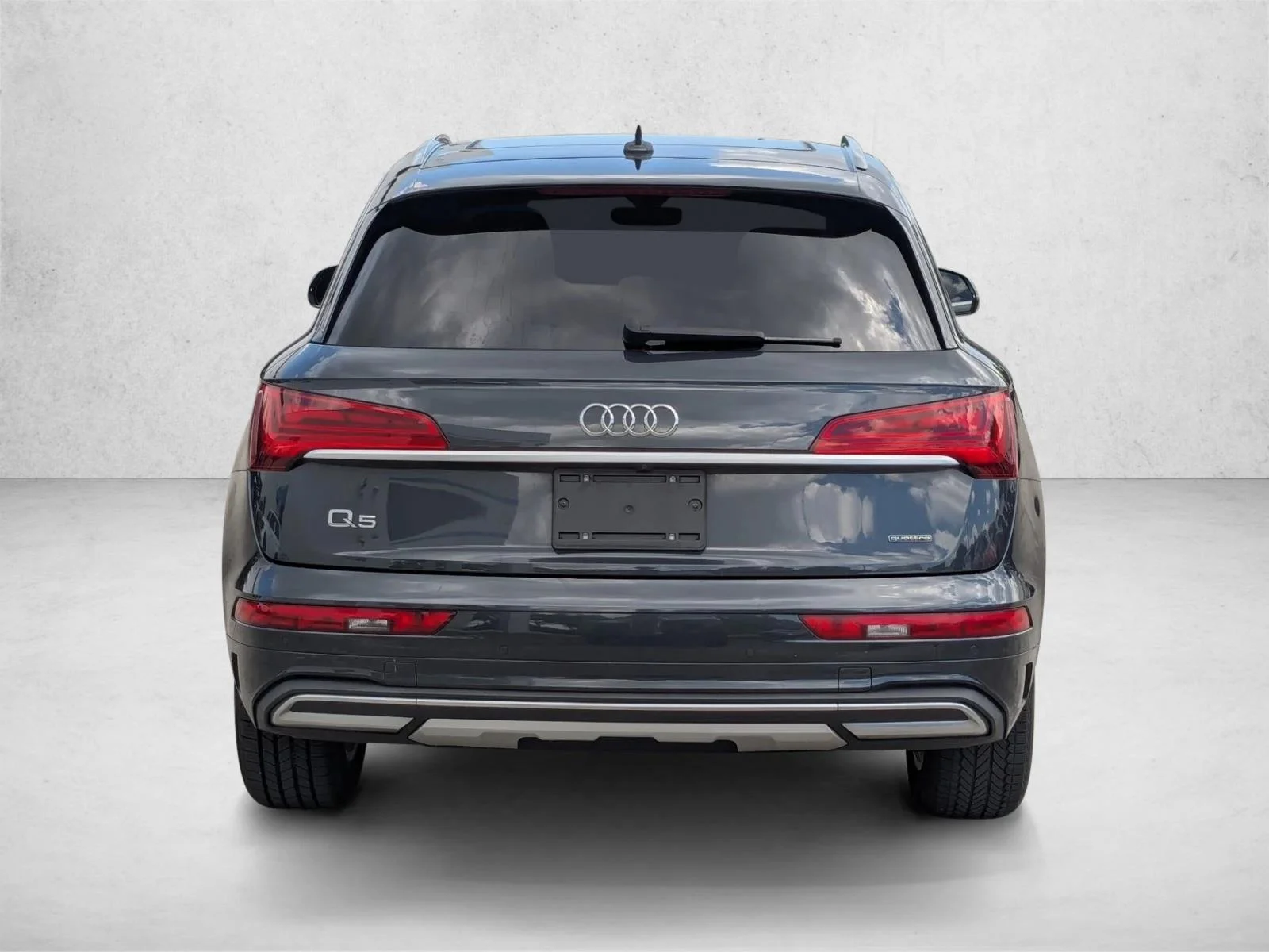 Used 2021 Manhattan Gray Metallic Audi Premium image 6