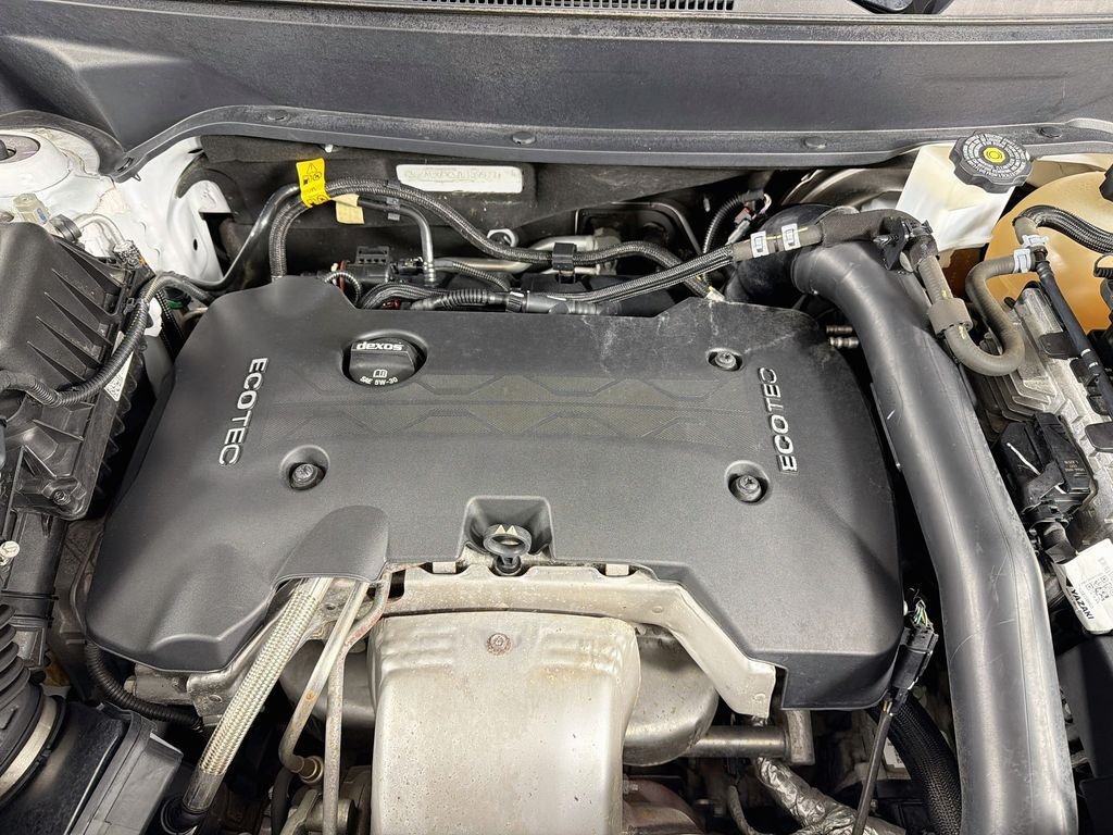 Used 2018 Summit White GMC Denali image 32