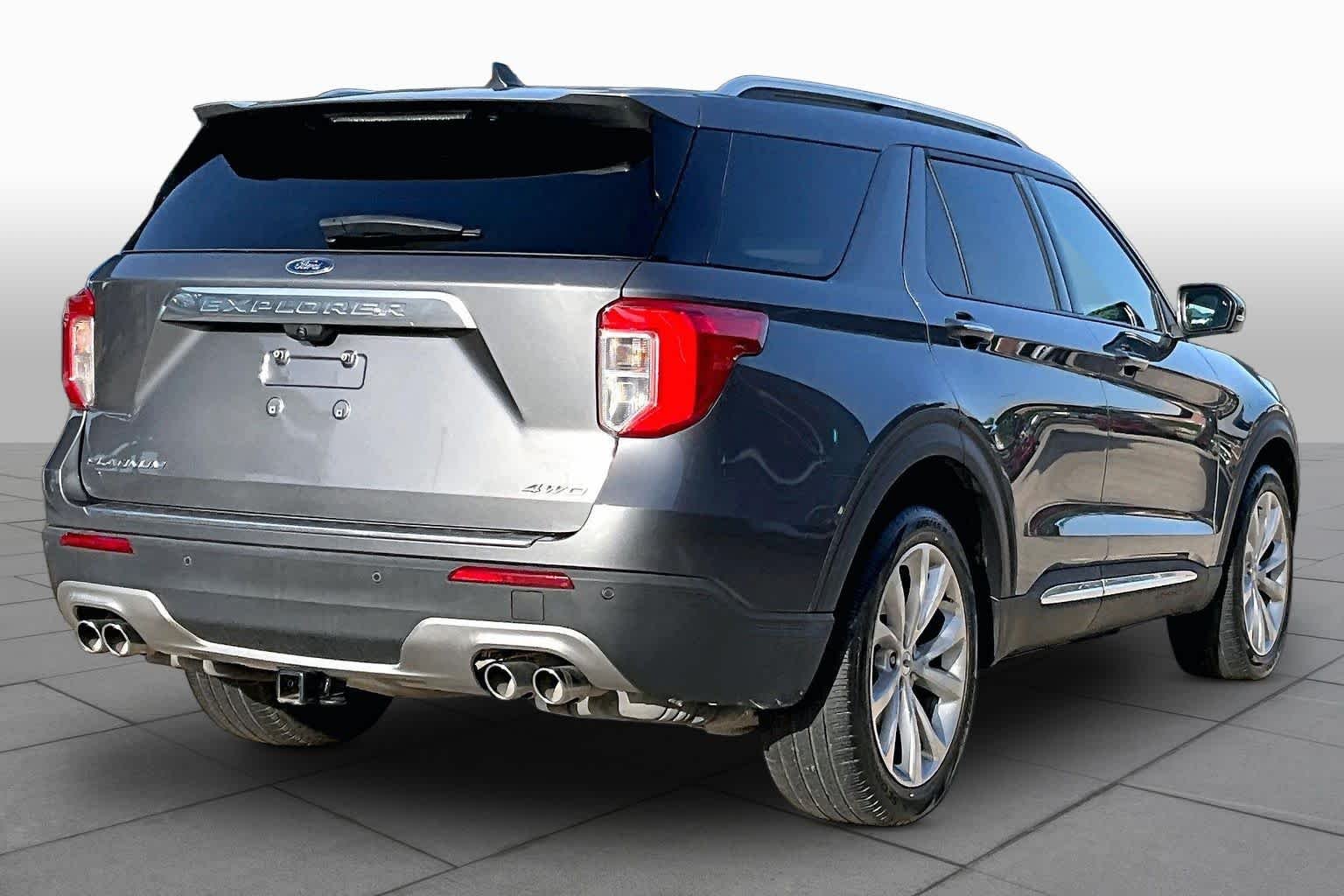 Used 2022 Carbonized Gray Ford Platinum image 13