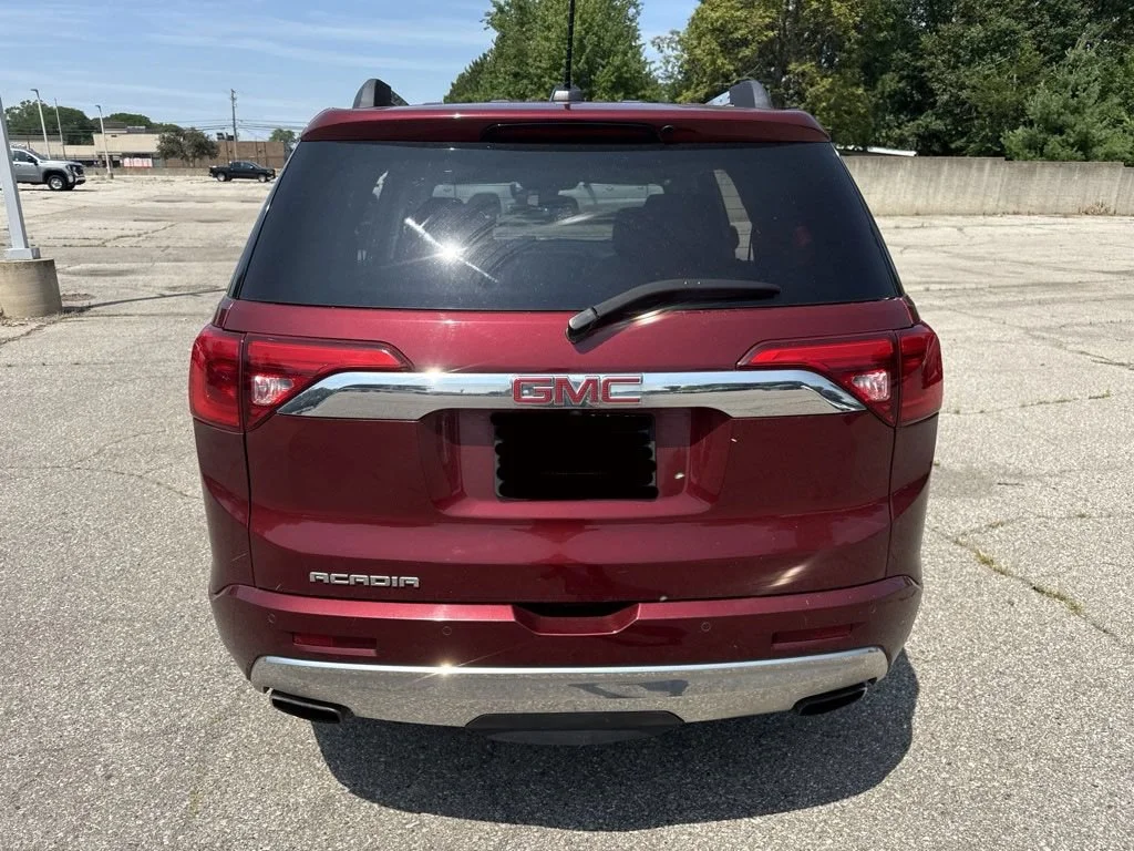 Used 2017 CRIMSON RED TINTCOAT GMC Denali image 7
