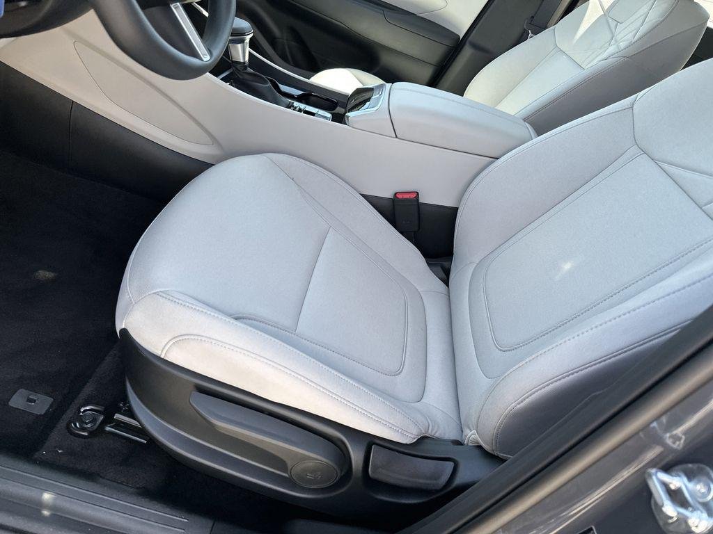 New 2026 Ecotronic Gray Hyundai SE FWD image 9