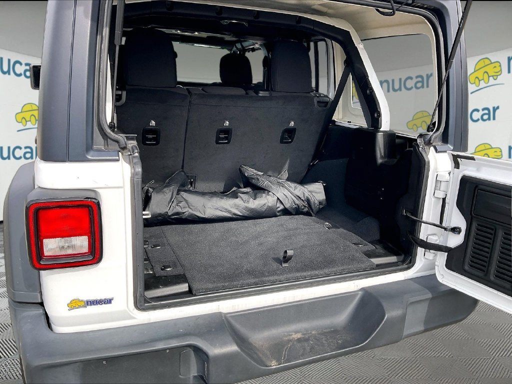 Used 2022 Bright White Clearcoat Jeep Unlimited Sport S image 31