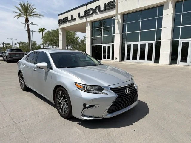 Used 2016 Silver Lexus 350 image 1