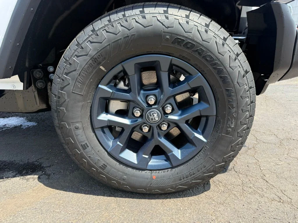 New 2026 Bright White Clear-Coat Exterior Paint Jeep 85th Anniversary Edition image 53