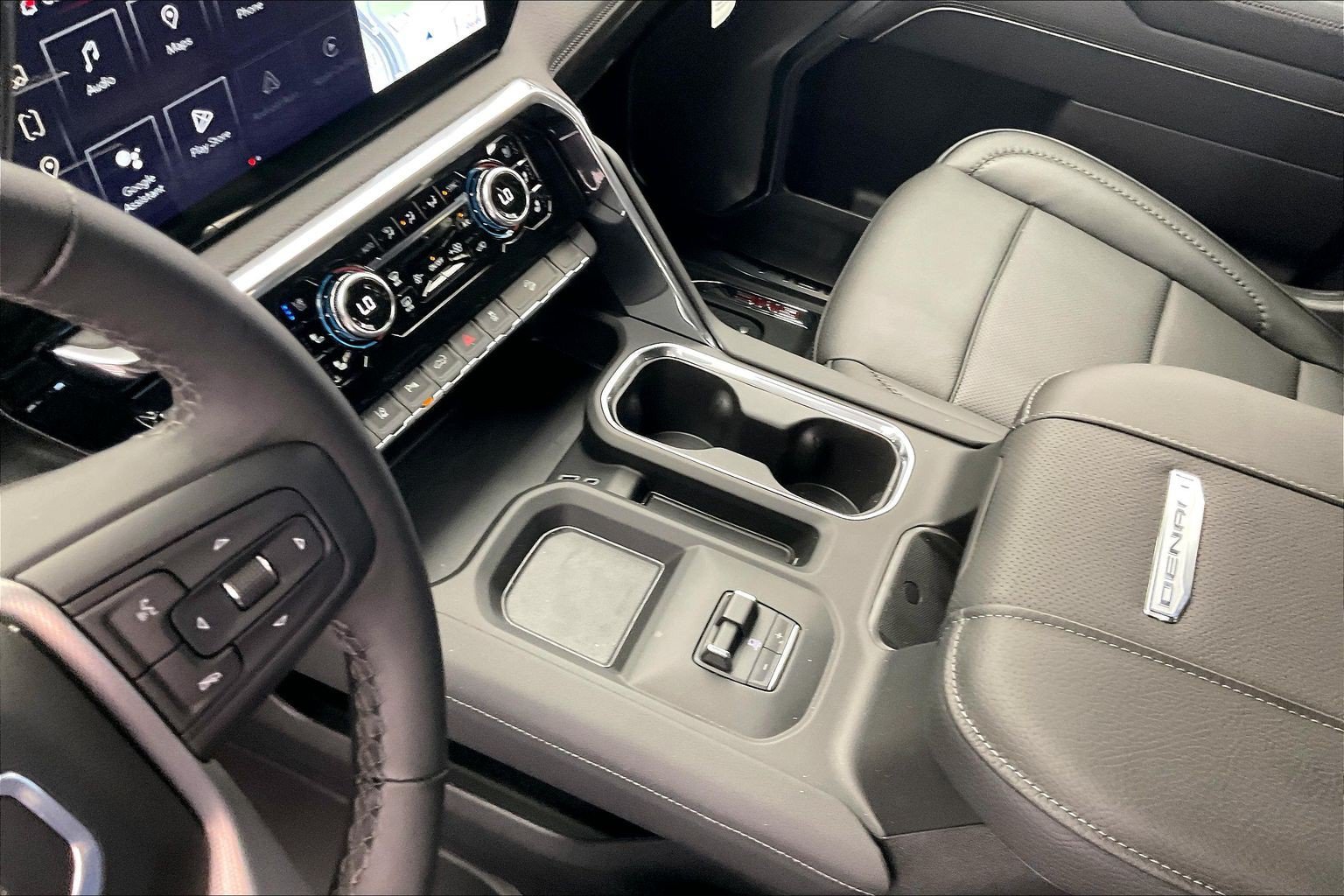 2026 GMC Sierra 2500HD Denali - Photo 8