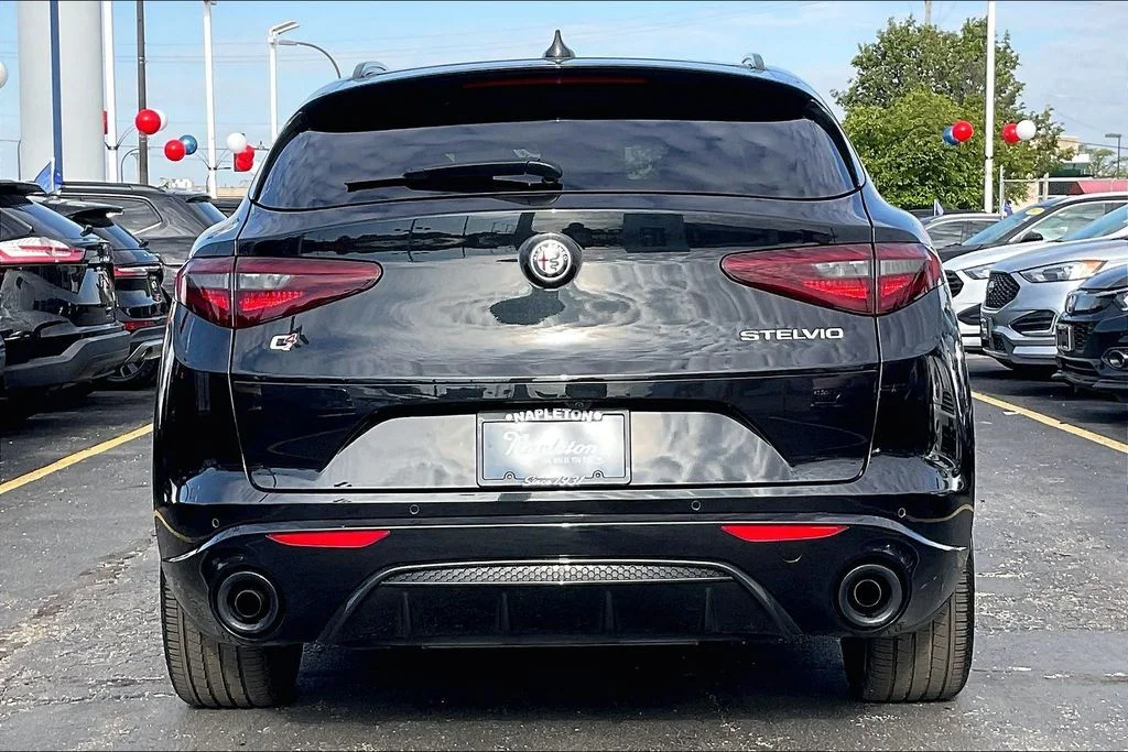 Used 2023 Black Alfa Romeo Veloce image 3