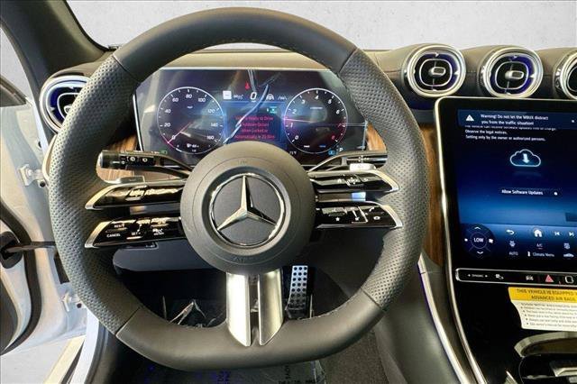 New 2026 Polar White Mercedes-Benz GLC 300 image 40