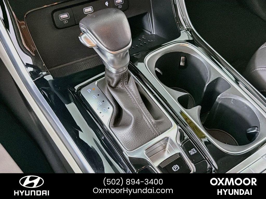 Used 2024 Aurora Black Pearl Kia SX image 17