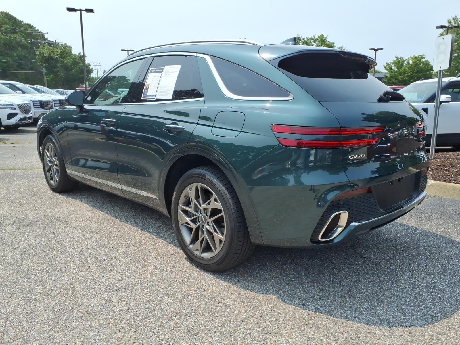 Used 2024 Cardiff Green Genesis 2.5T image 8