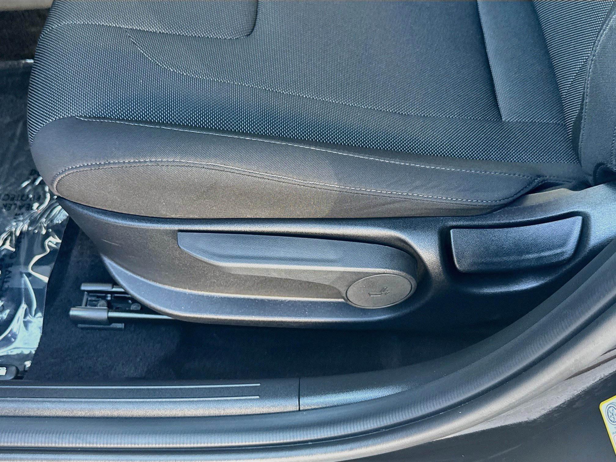 Used 2025 Abyss Black Hyundai SE image 15