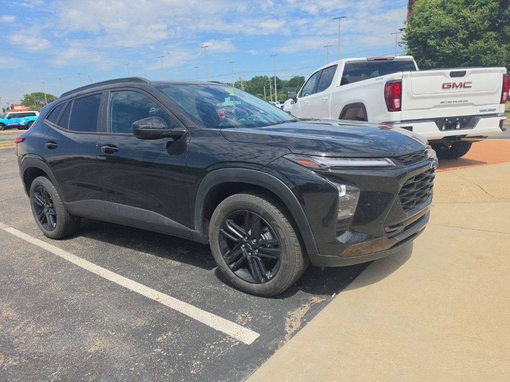 2025 Chevrolet Trax Activ's photo