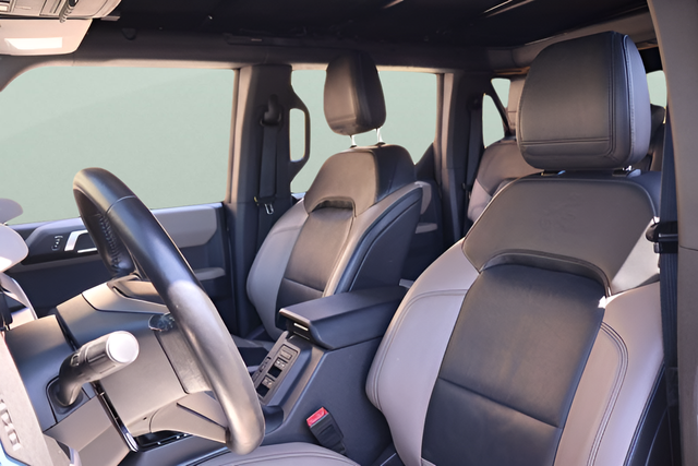 Used 2022 Carbonized Gray Metallic Ford Wildtrak image 18
