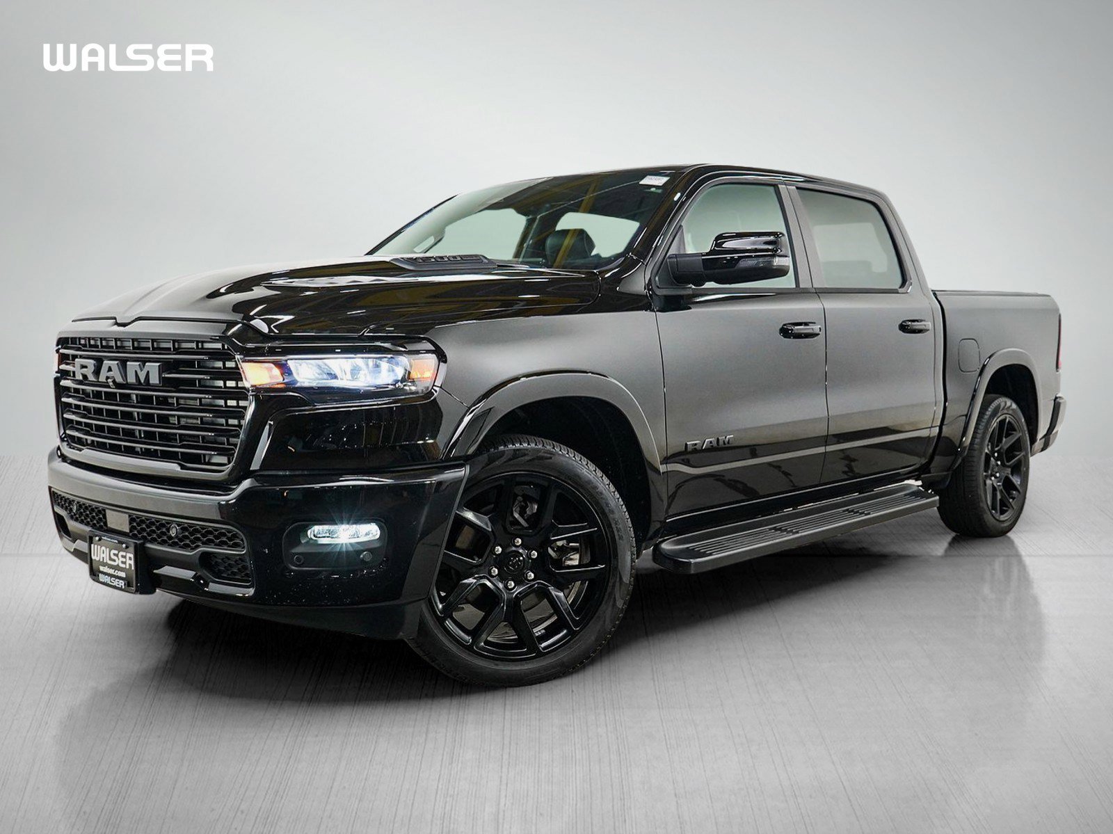 2025 RAM 1500 Laramie 4x4 Crew Cab 5'7's photo