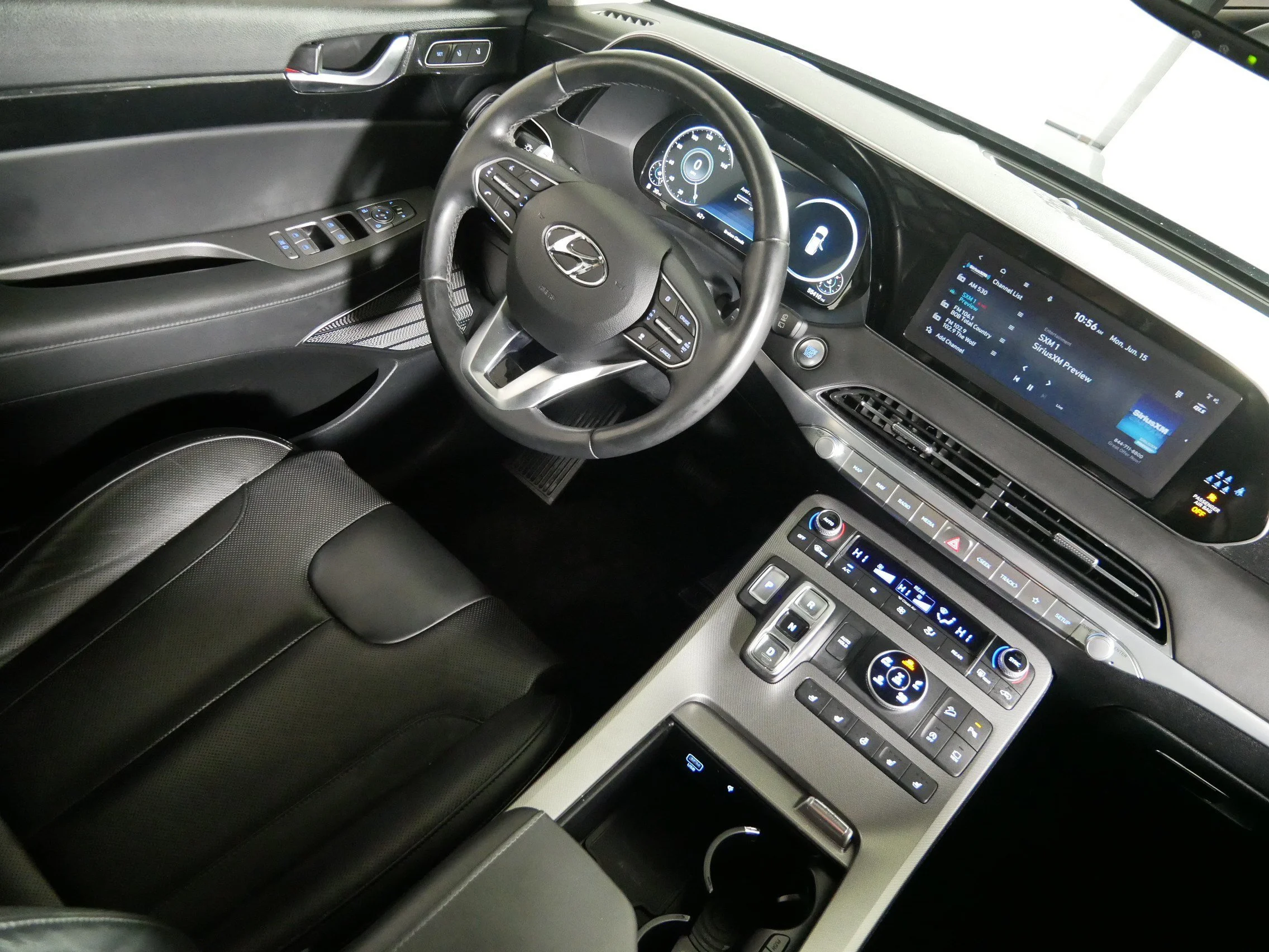 2022 Hyundai Palisade Limited - Photo 9