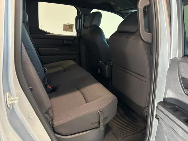 2026 Toyota Tacoma SR5 - Photo 23
