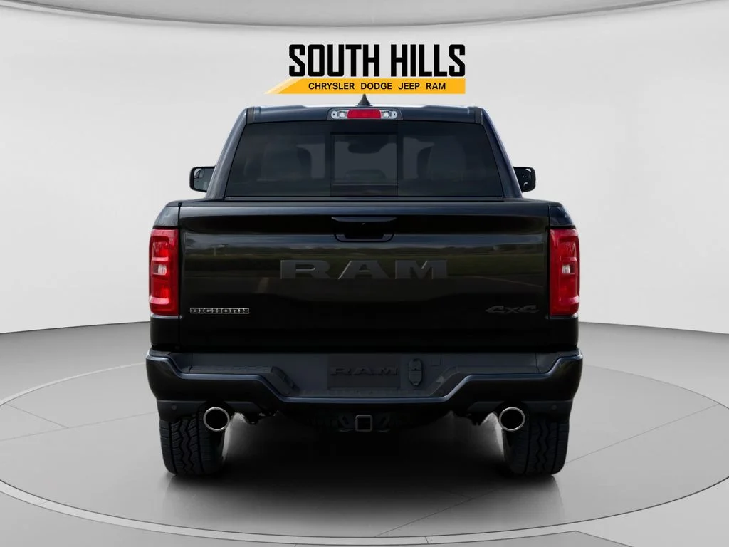 New 2026 Diamond Black Crystal Pearl-Coat Exterior Paint RAM Big Horn/Lone Star image 7