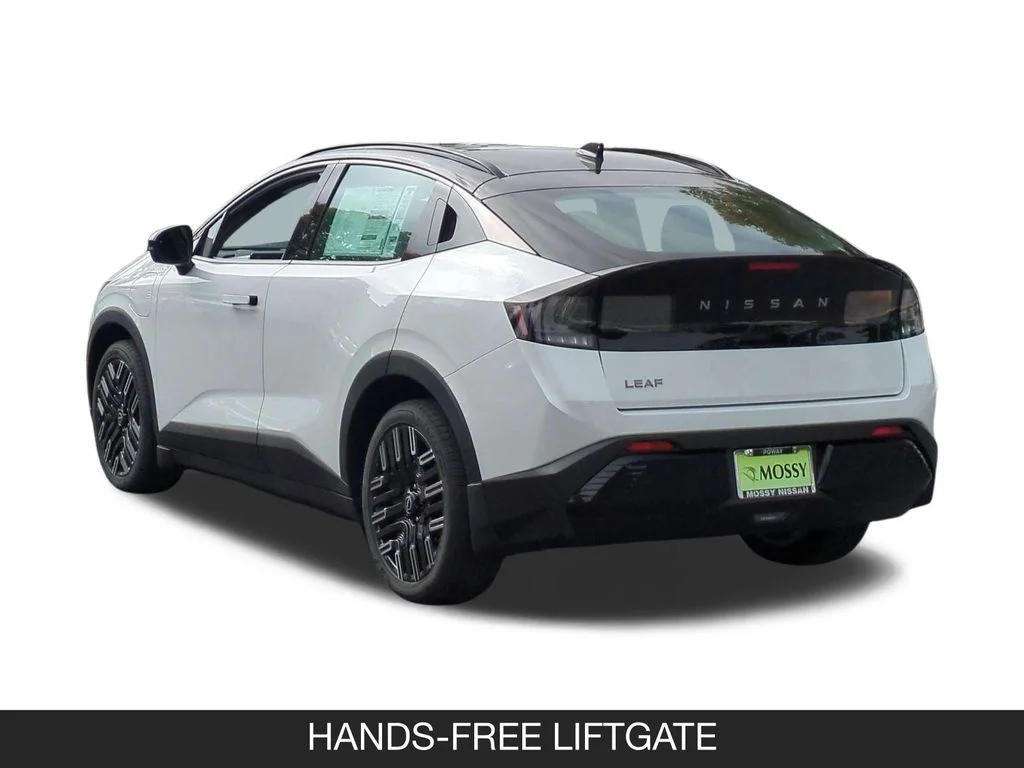 New 2026 White Nissan PLATINUM+ image 7
