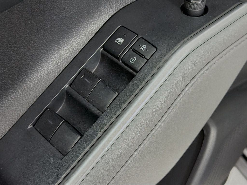 Used 2022 Blueprint Toyota XLE AWD image 18
