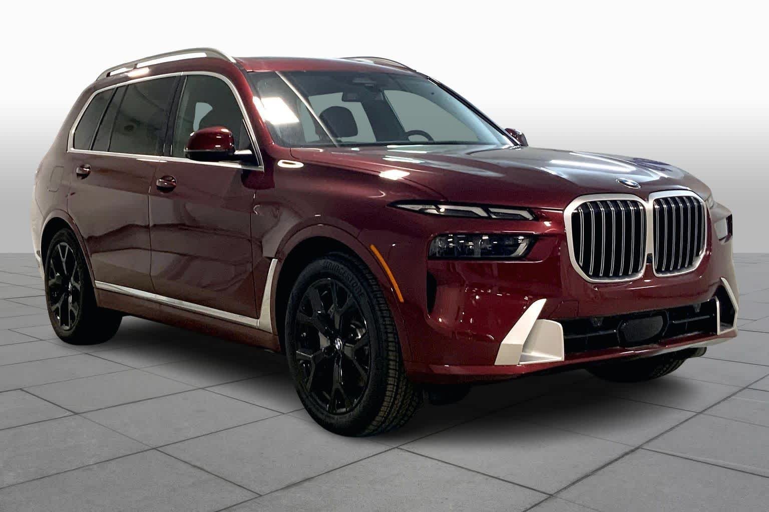 Used 2026 Aventurin Red Metallic BMW xDrive40i image 2