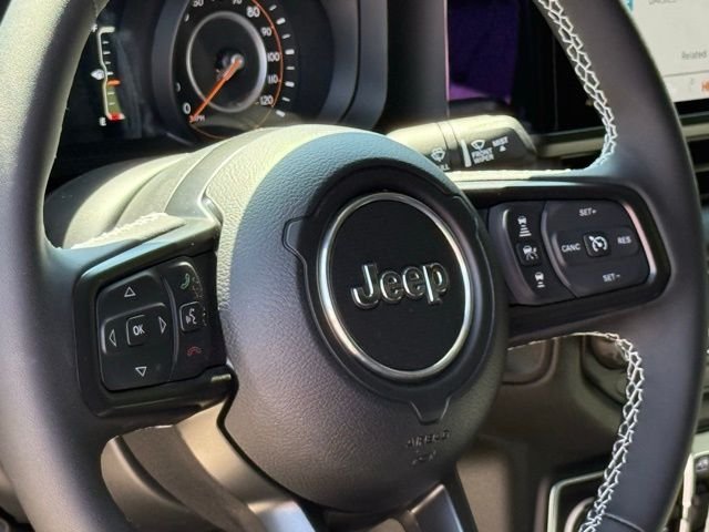 New 2025 Black Clear-Coat Exterior Paint Jeep Sport S image 10