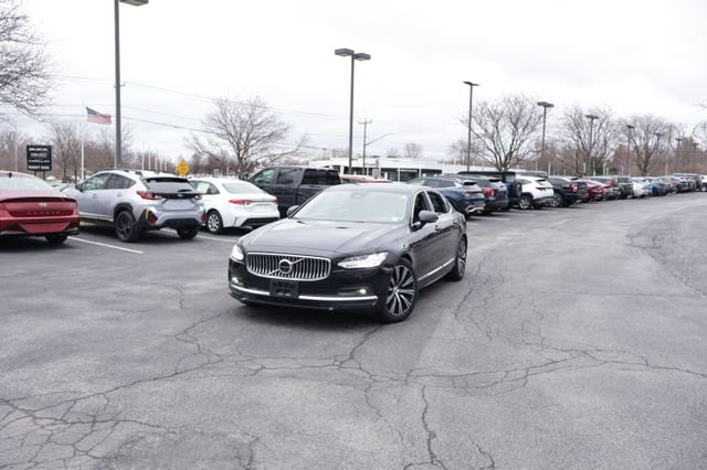 2024 Volvo S90 B6 Plus AWD's photo