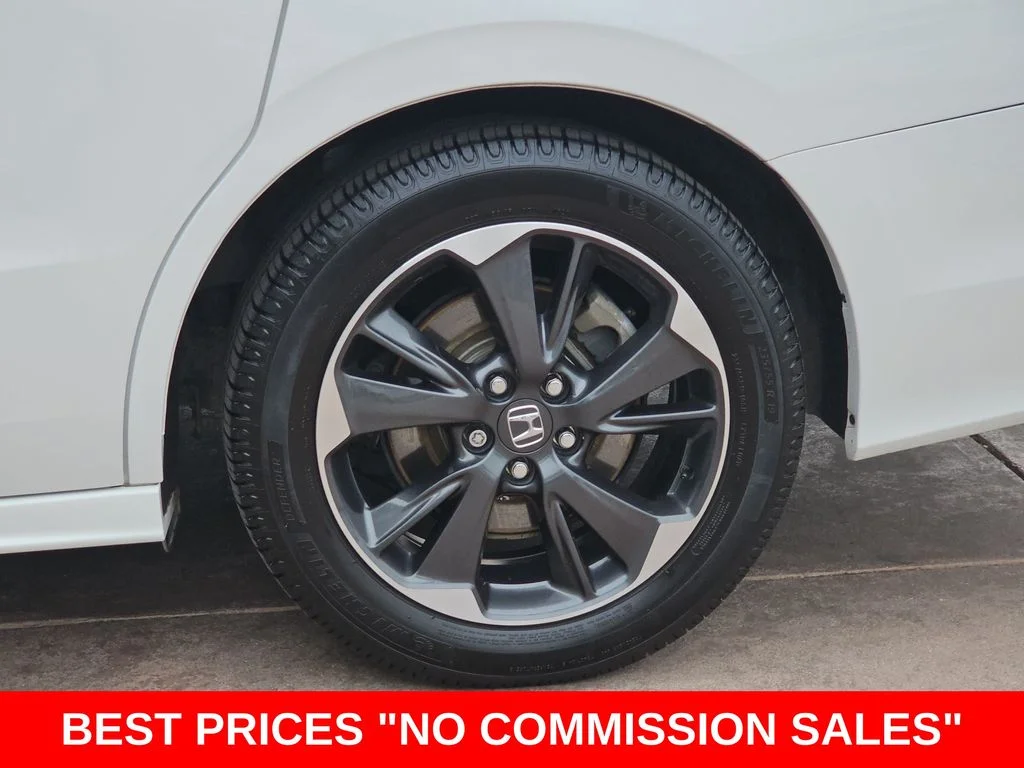 Used 2021 White Honda Elite image 39