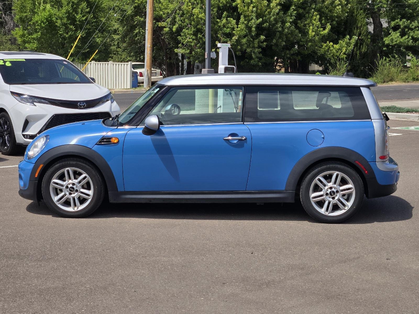 Used 2013 Reef Blue Metallic MINI CLUBVAN image 8