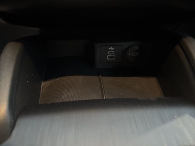 2025 Ford Escape ST-Line - Photo 24