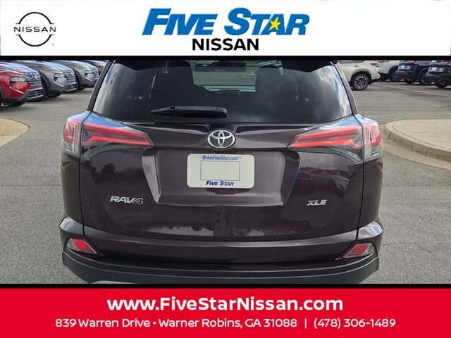 Used 2017 Black Toyota XLE image 11