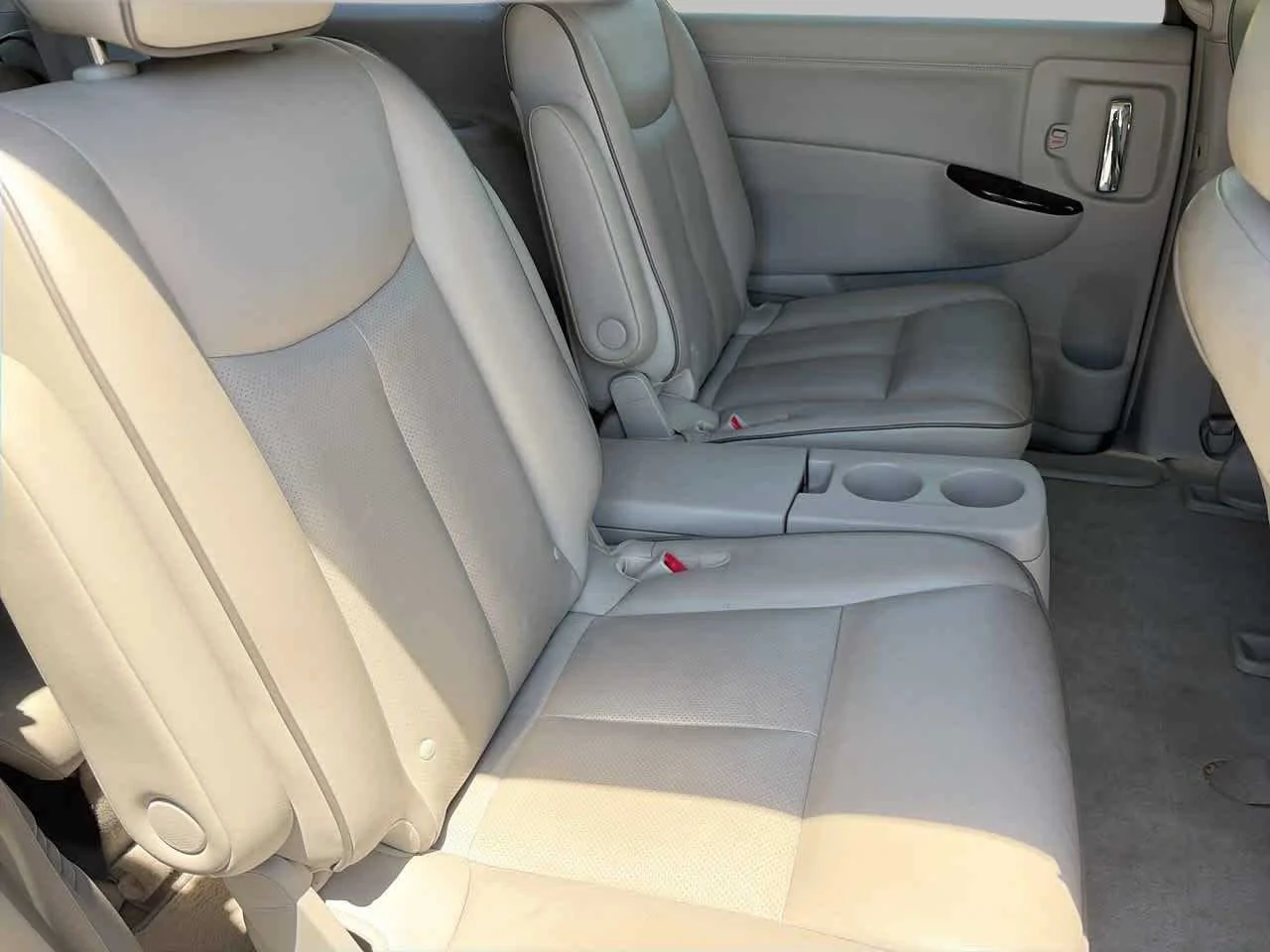 Used 2012 Platinum Graphite Nissan SL image 14