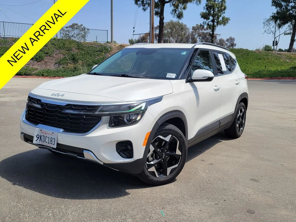2024 Kia Seltos 2.0 EX FWD's photo