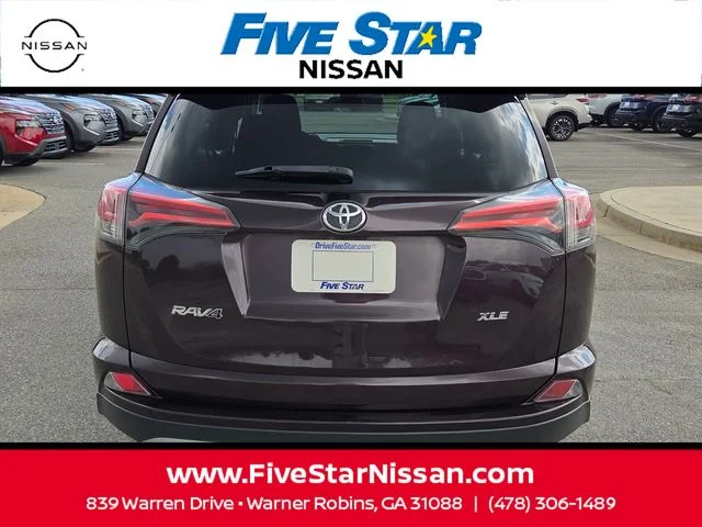Used 2017 Black Toyota XLE image 11
