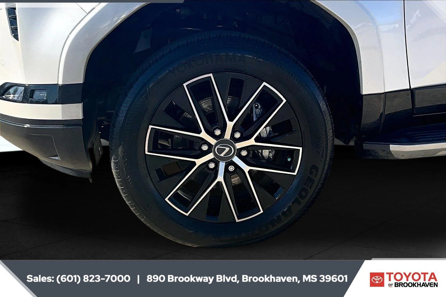 Used 2024 Eminent White Pearl Lexus GX 550 Premium+ image 7