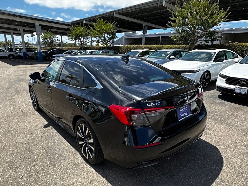 Used 2023 Black Honda EX image 7