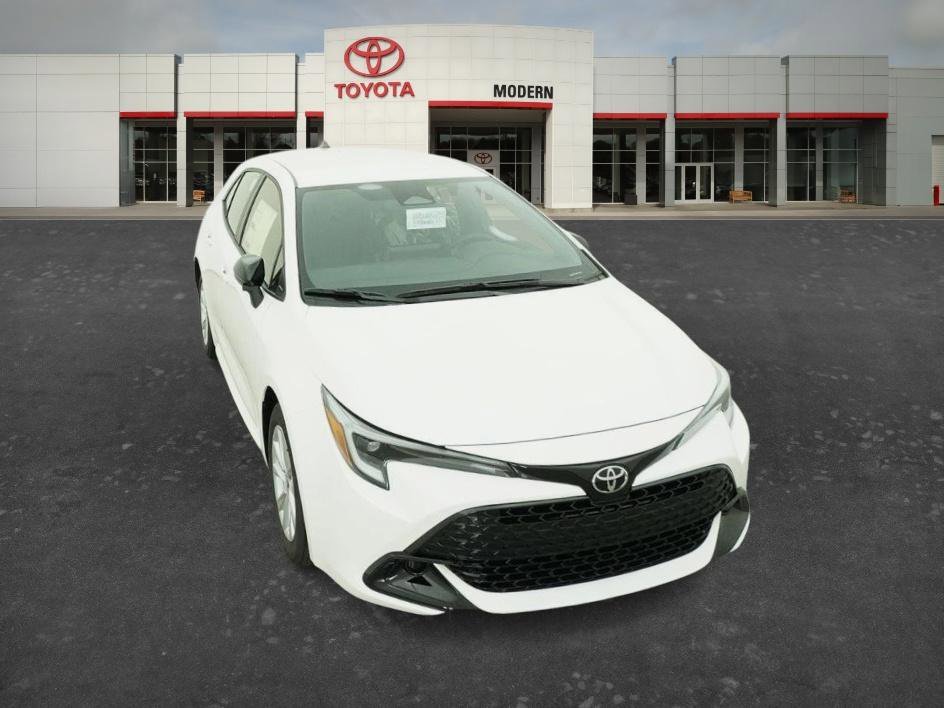 New 2026 Ice Cap Toyota SE image 14